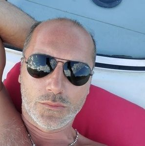 Meet your Posher, Milad